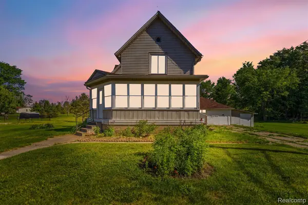 7219 Main, SmithsCreek, MI 48074