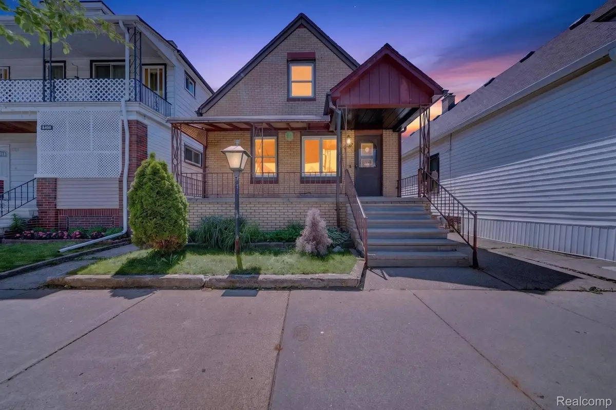 2978 Evaline Street, Hamtramck, MI 48212 - #1