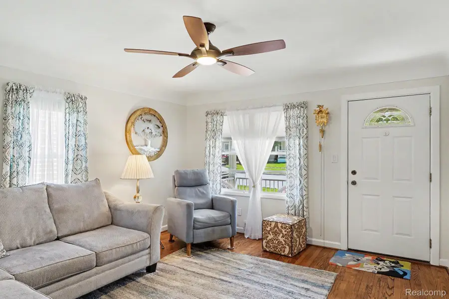 3270 Charles Street, Trenton, MI 48183 - #3