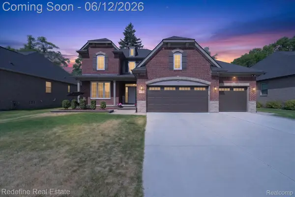 2976 Andlaur Drive, RochesterHills, MI 48307