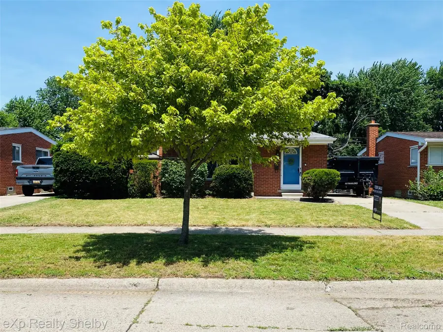 1545 Cynthia Avenue, Madison Heights, MI 48071 - #2