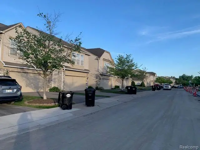 26654 Kirkway Circle, Trenton, MI 48183 - #3
