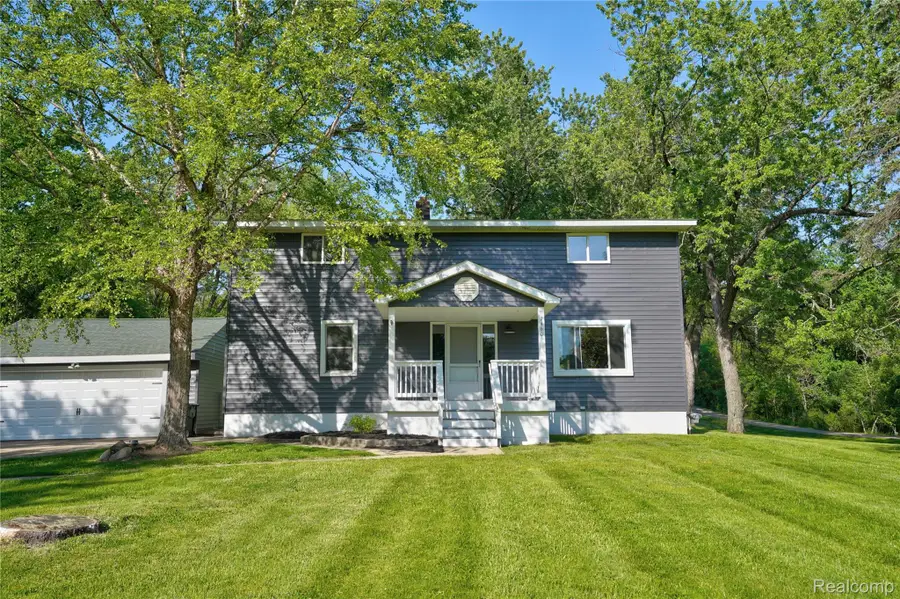1460 W Silverbell Road, Orion, MI 48359 - #3