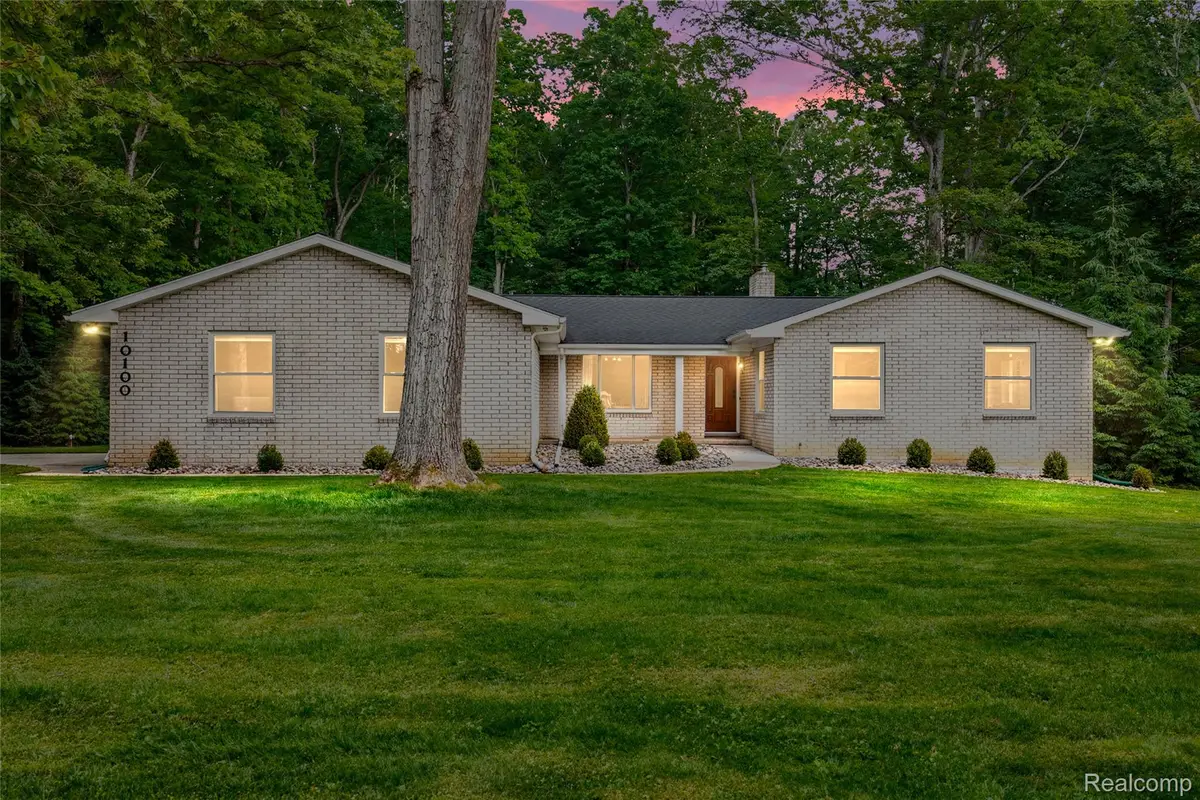 10100 Bridge Lake Road, Clarkston, MI 48348 - #1