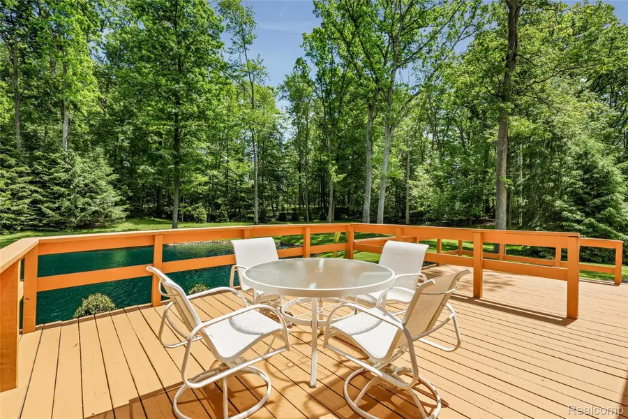 10100 Bridge Lake Road, Clarkston, MI 48348 - #2