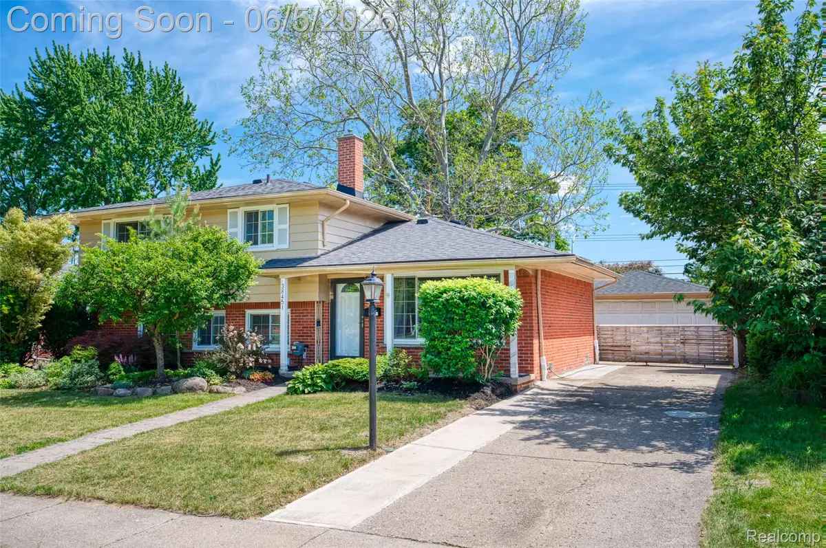 38451 Richland Street, Livonia, MI 48150 - #1