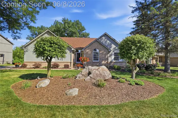 6153 Pine Creek Court, GrandBlanc, MI 48439