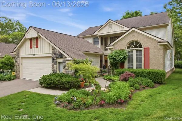 6011 Simsbury Court #12, WestBloomfield, MI 48322