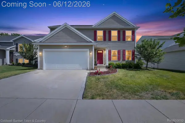 8604 Swartz River Drive, Fowlerville, MI 48836