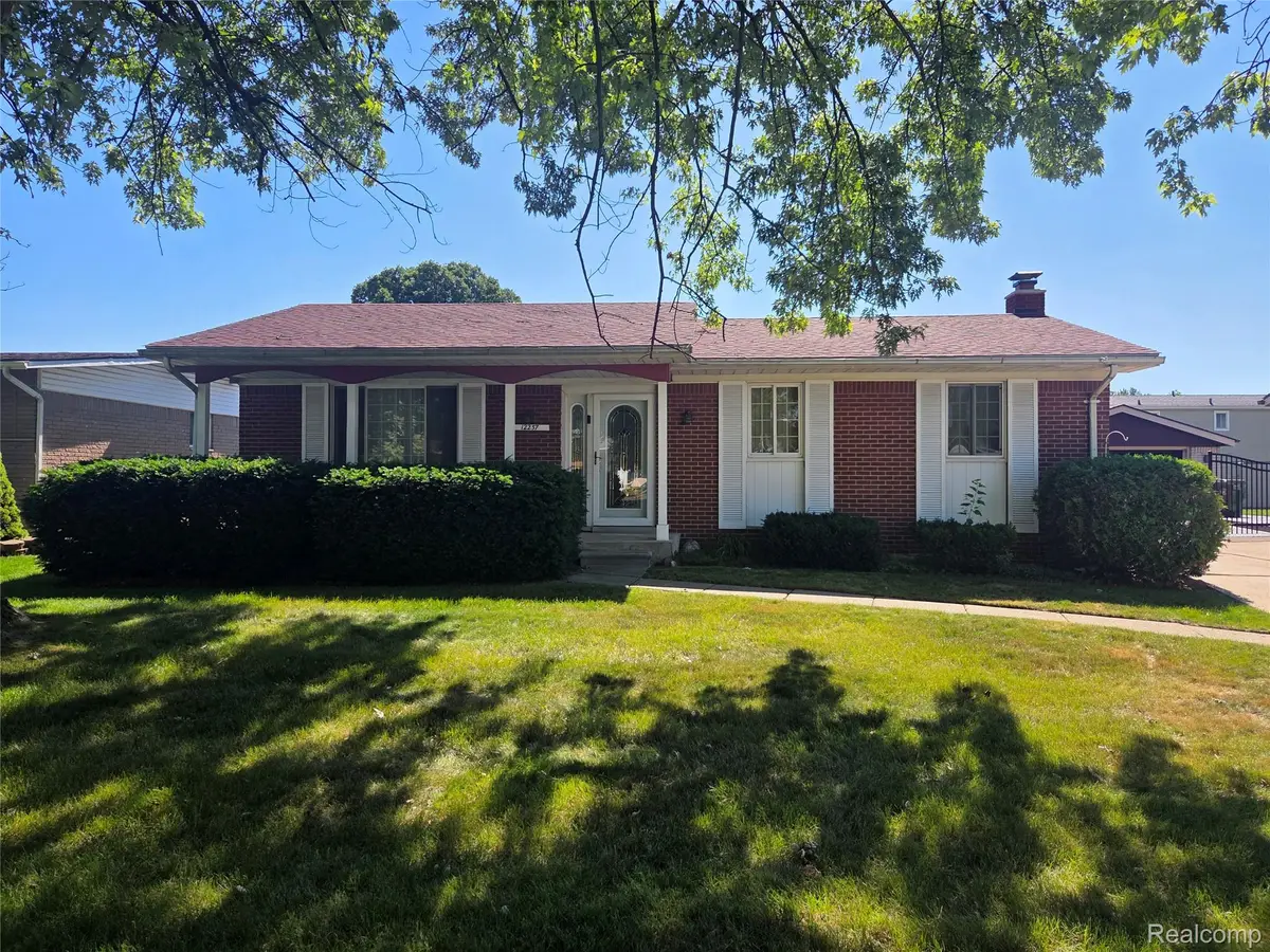 12237 Dorset Court, Southgate, MI 48195 - #1