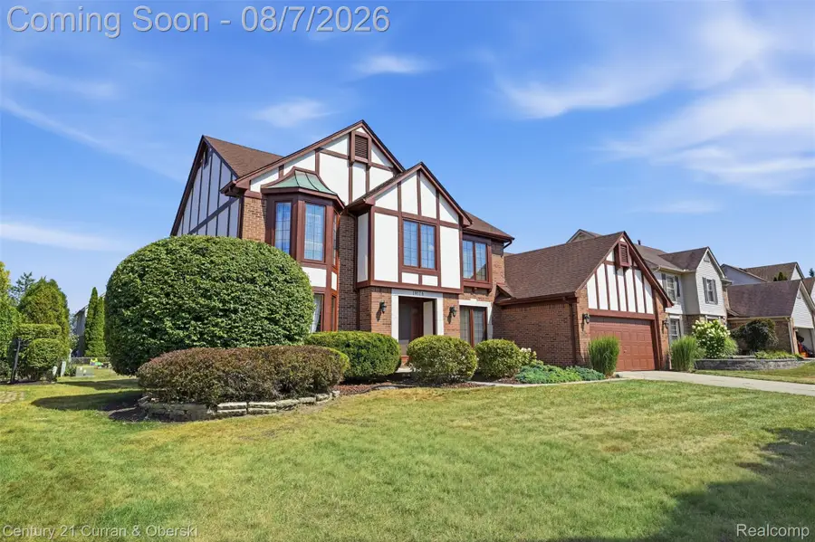 19176 Fairlane Court, Livonia, MI 48152 - #3