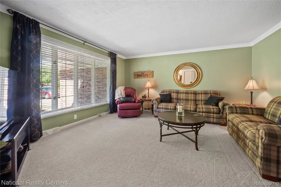 16 Lakeridge Drive, Adrian, MI 49221 - #3