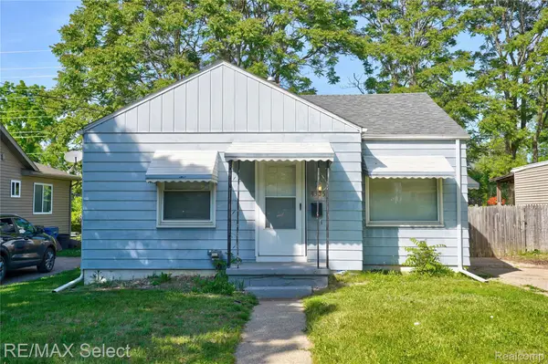 4305 Pengelly Road, Flint, MI 48507