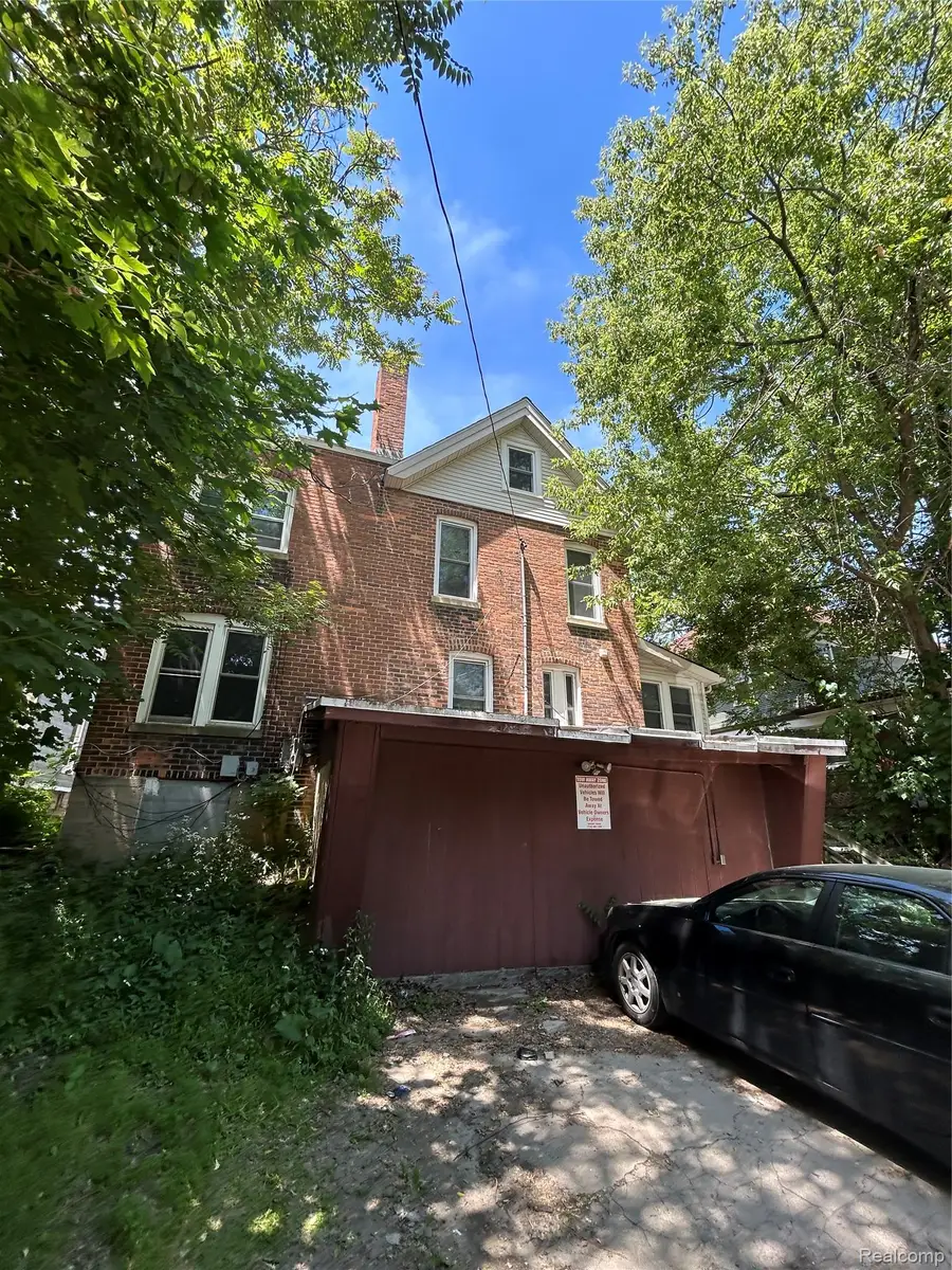 126 College Place, Ypsilanti, MI 48197 - #2