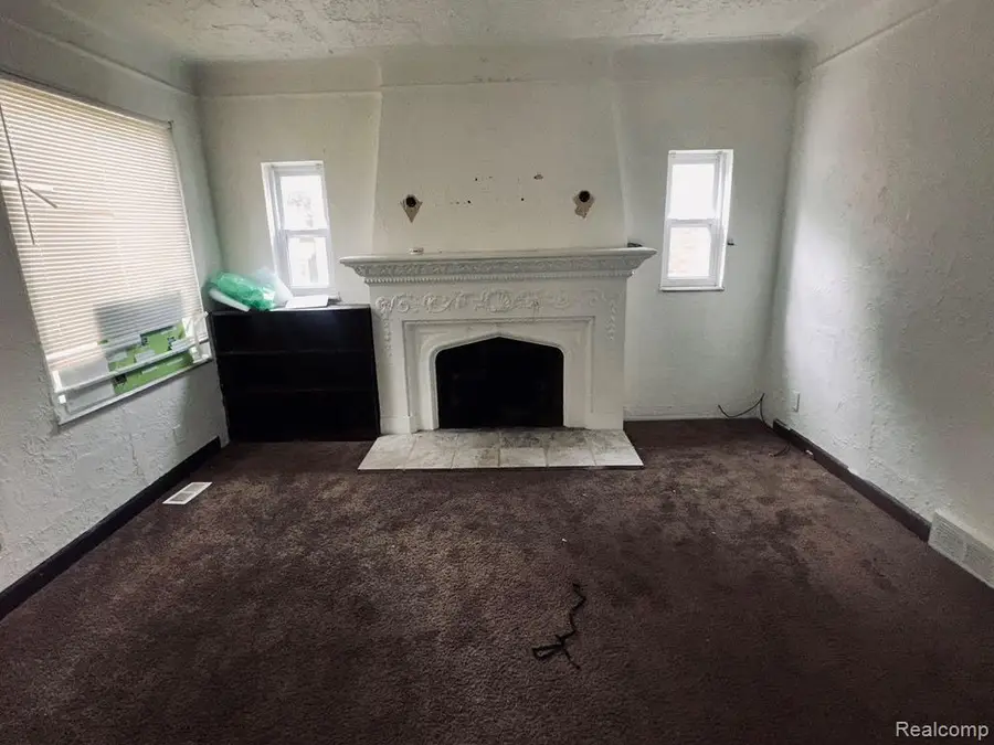 5050 Grayton Street, Detroit, MI 48224 - #3