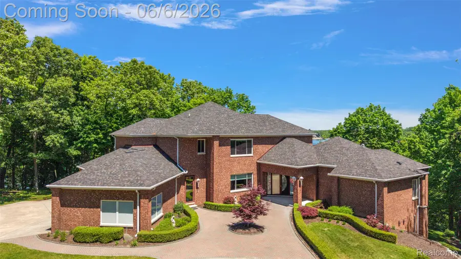 781 Windy Fields Court, Leonard, MI 48367 - #3
