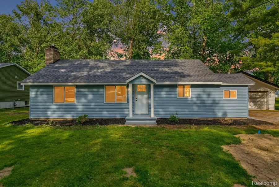 34 Pack Street, Croswell, MI 48422 - #2