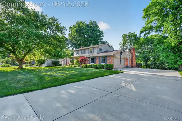 33717 Heritage Hills Drive, FarmingtonHills, MI 48331