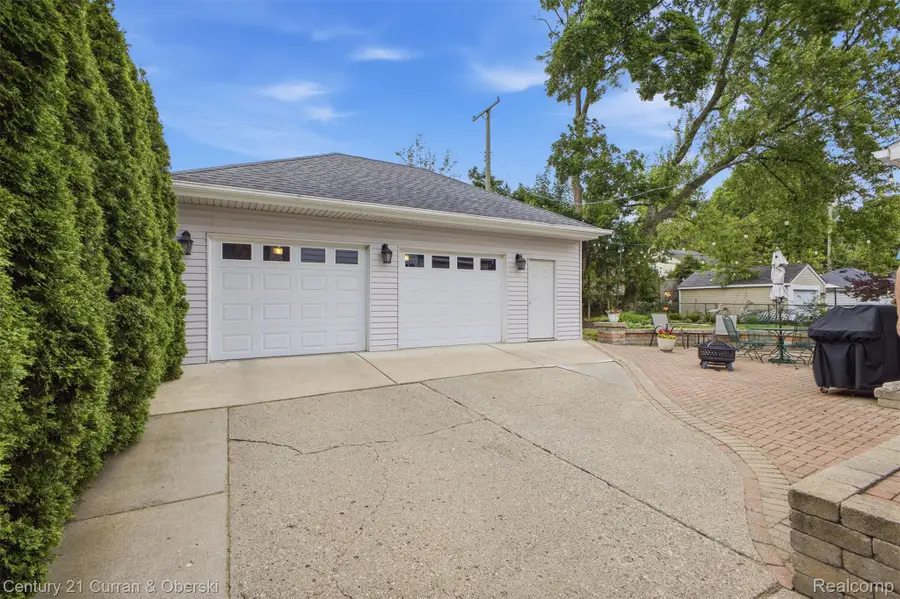 307 Tannahill Street, Dearborn, MI 48124 - #3