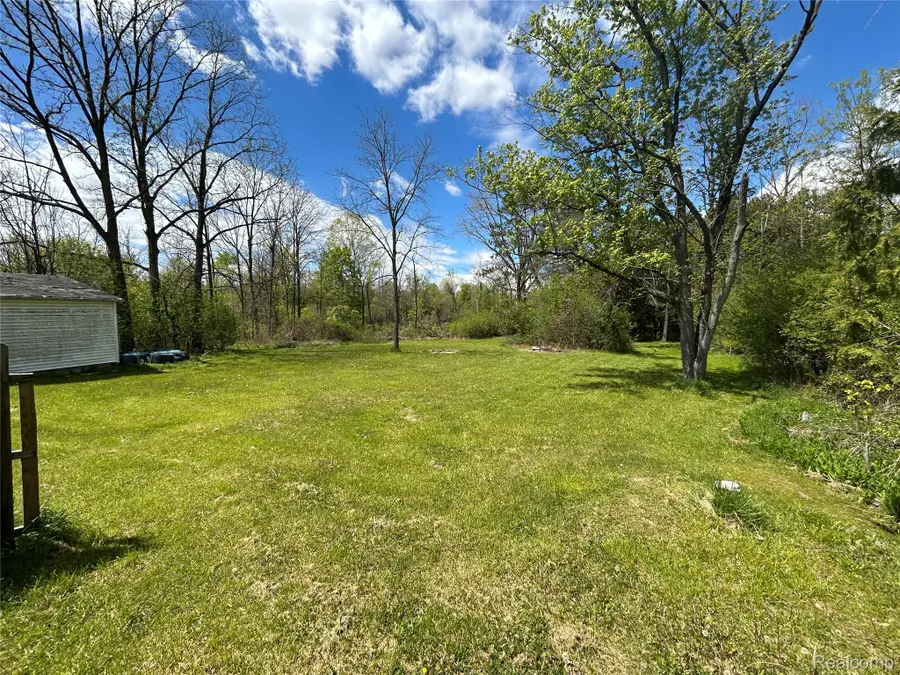 2356 S Dye Road, Flint, MI 48532 - #3