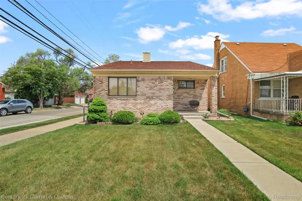 5296 Chase Road, Dearborn, MI 48126