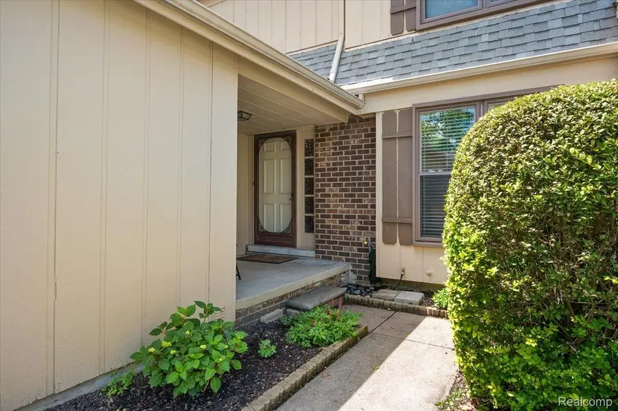 31609 Green Meadow Lane #139, Warren, MI 48093 - #3