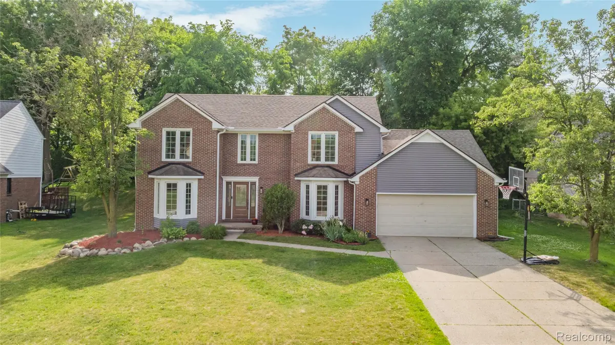 30975 Sunderland Drive, Farmington Hills, MI 48331 - #1