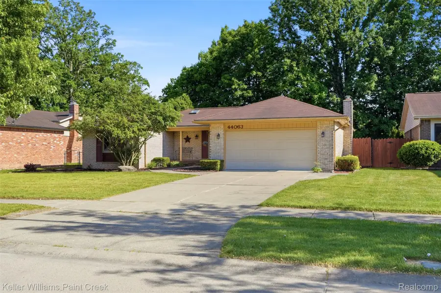 44063 Westminister Way, Canton, MI 48187 - #2