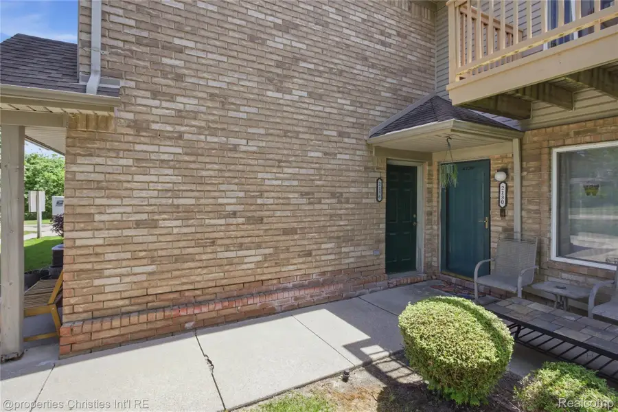 2136 Frazho Road, Warren, MI 48091 - #2