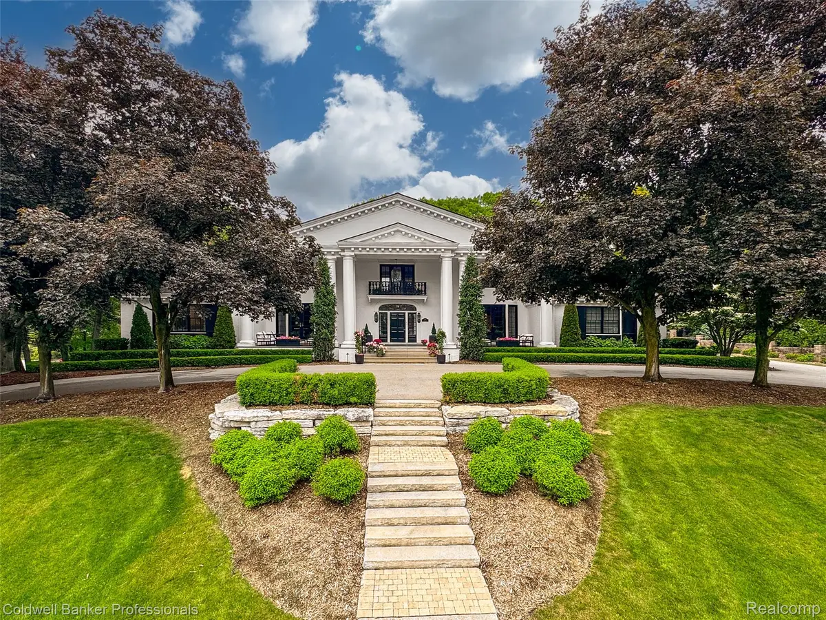477 Dunston Road, Bloomfield Hills, MI 48304 - #1