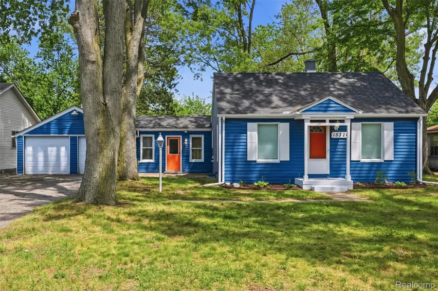 15326 Brookfield Street, Livonia, MI 48154 - #2