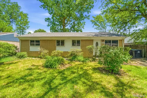 15121 Kerstyn Street, Taylor, MI 48180