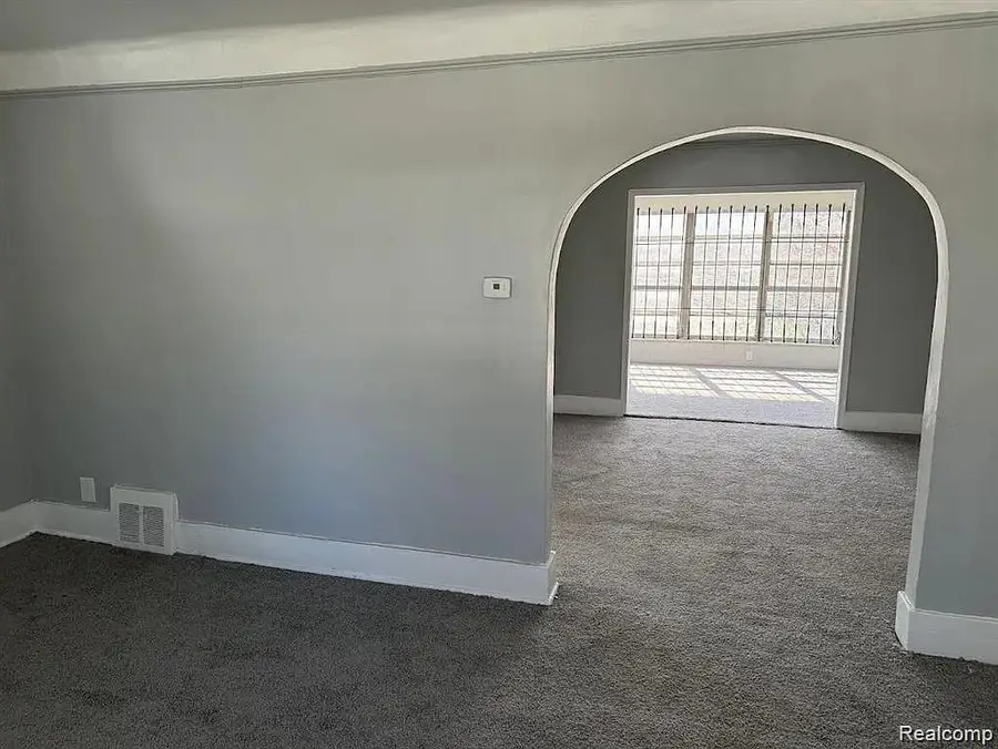 12632 E Canfield Street, Detroit, MI 48215 - #3