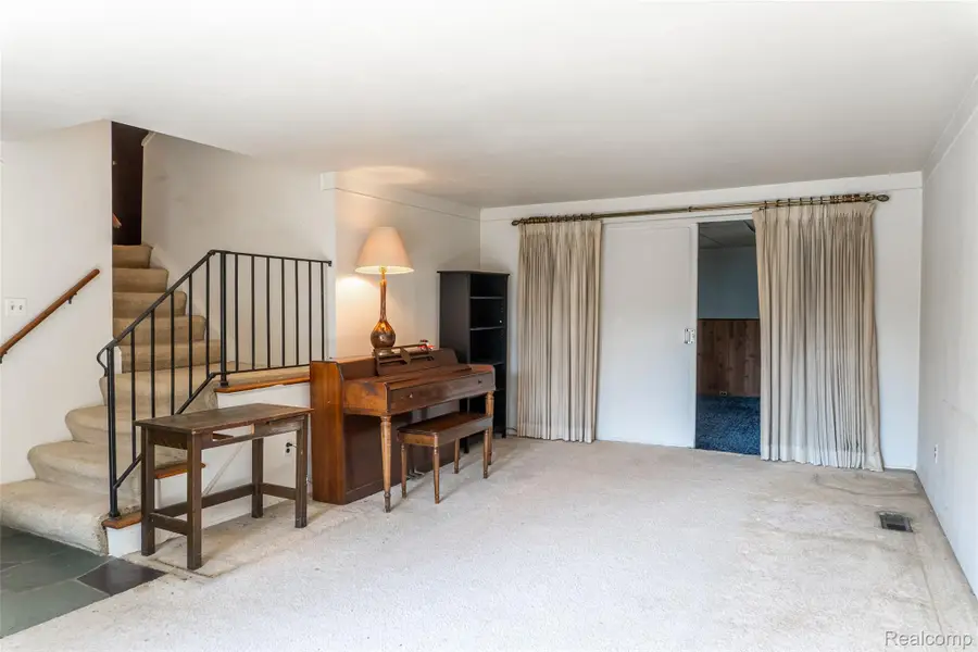 18345 Fremont Street, Livonia, MI 48152 - #3
