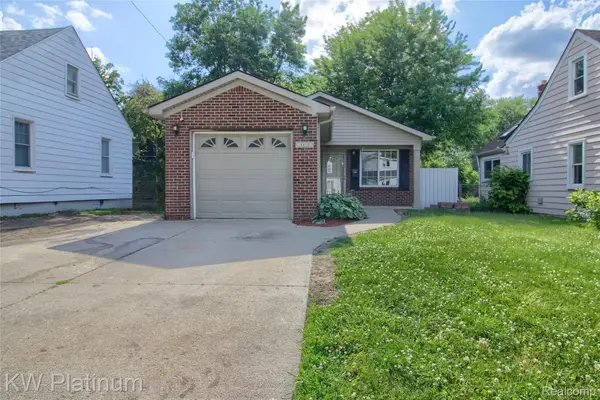 4452 Croissant Street, DearbornHeights, MI 48125