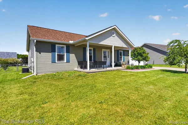 2092 Brier Crest Drive, Davison, MI 48423