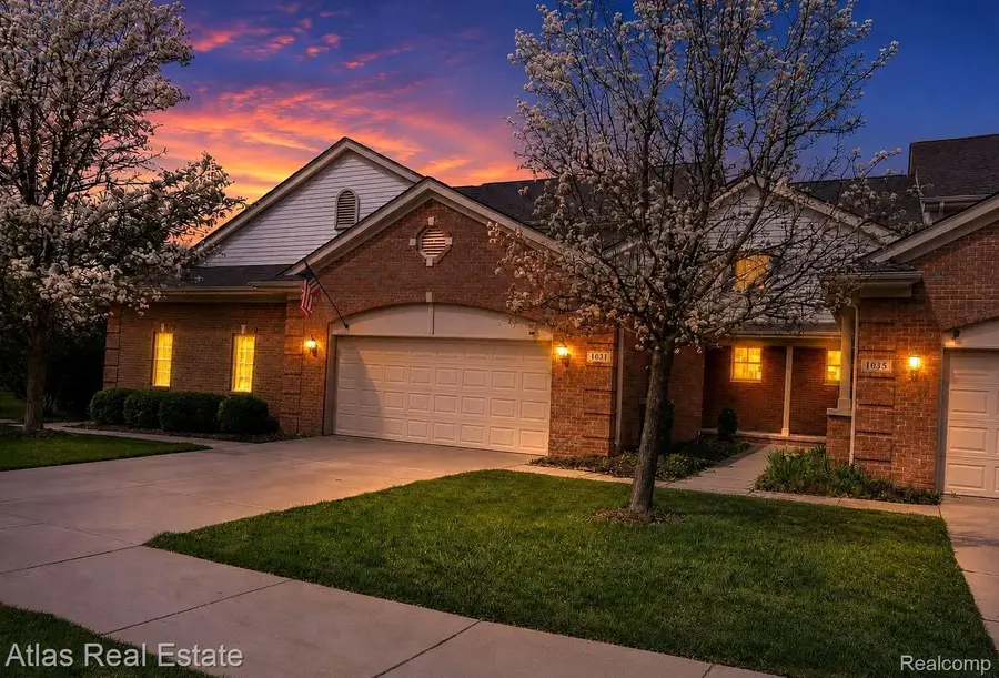 1031 Maya Court, Troy, MI 48085 - #2