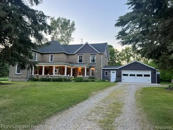 2601 Beck Road, Howell, MI 48843
