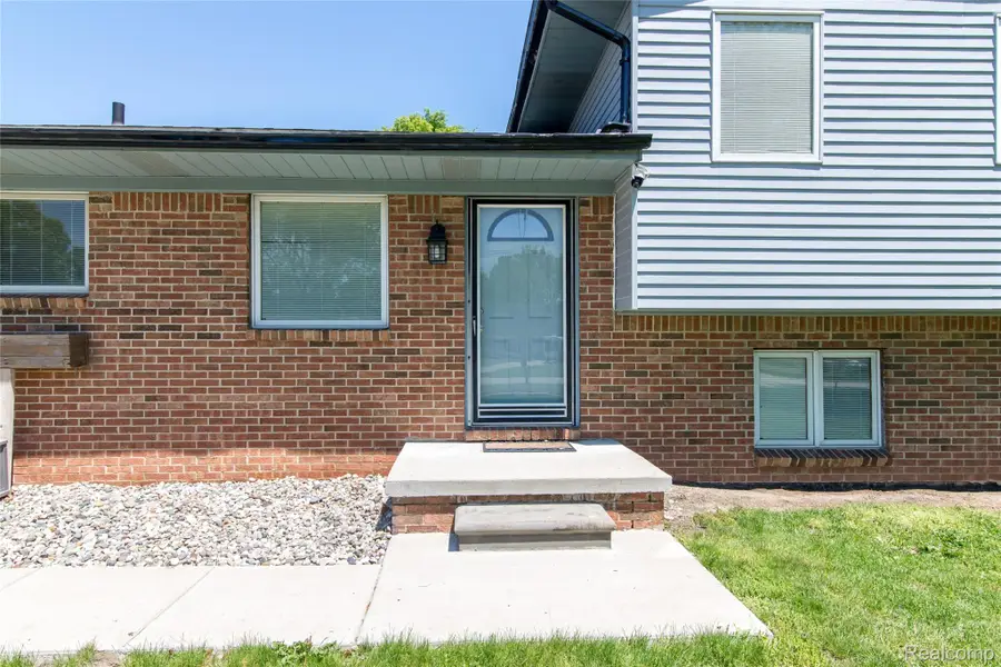 32704 Ann Arbor Trail, Westland, MI 48185 - #3
