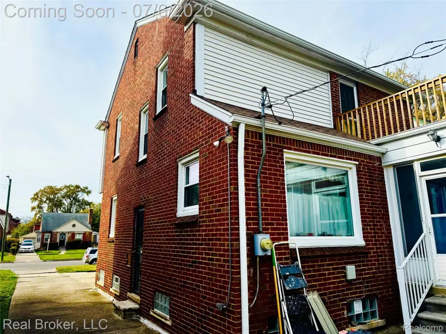 15868 Whitcomb Street, Detroit, MI 48227 - #2