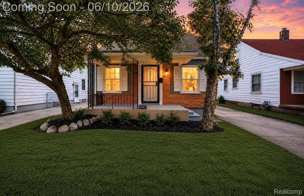 23809 Normandy Avenue, Eastpointe, MI 48021 - #1
