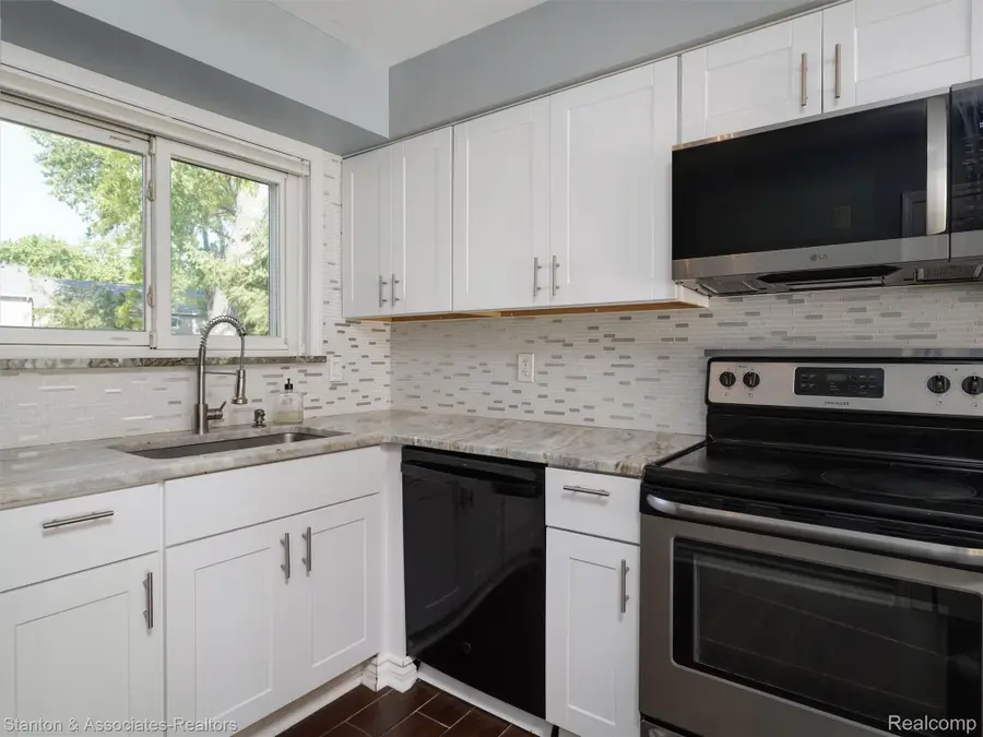 799 Kirts Boulevard, Troy, MI 48084 - #3