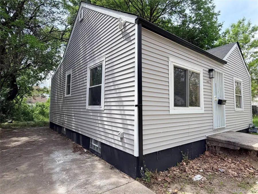 19161 Rosemont Avenue, Detroit, MI 48219 - #2