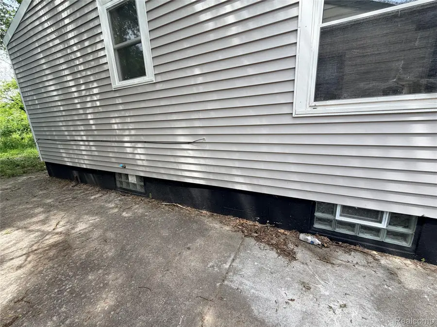 19161 Rosemont Avenue, Detroit, MI 48219 - #3