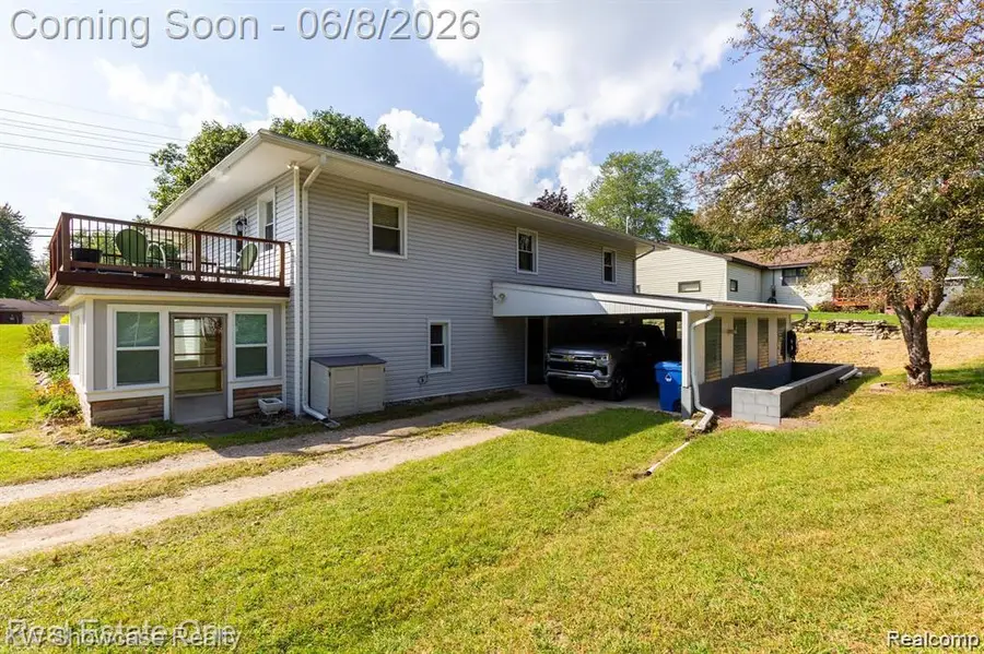331 Lochaven Road, Waterford, MI 48327 - #2