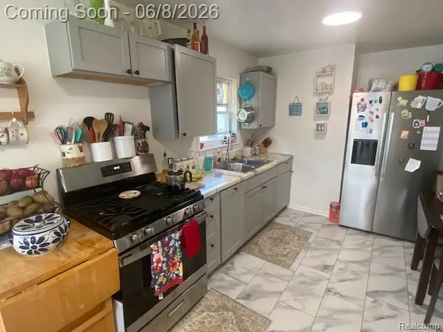 16841 Stephens Drive, Eastpointe, MI 48021 - #2