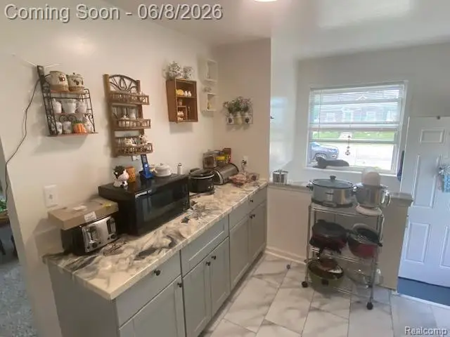 16841 Stephens Drive, Eastpointe, MI 48021 - #3