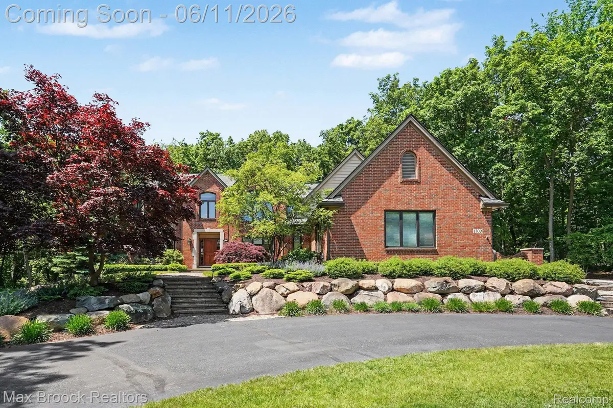 1300 Oak Hollow Drive, Milford, MI 48380 - #1