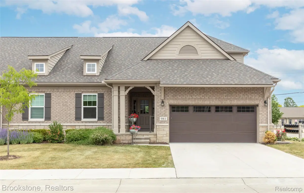 981 Cottage, Troy, MI 48085 - #1