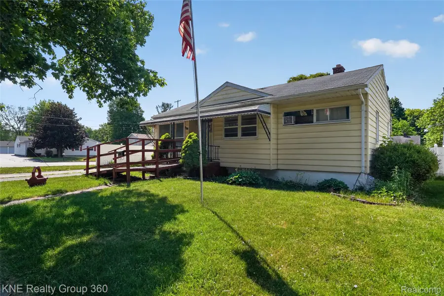 3842 Beechwood Avenue, Flint, MI 48506 - #3